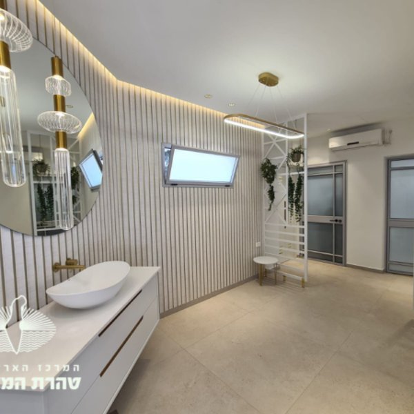 gallery picture
